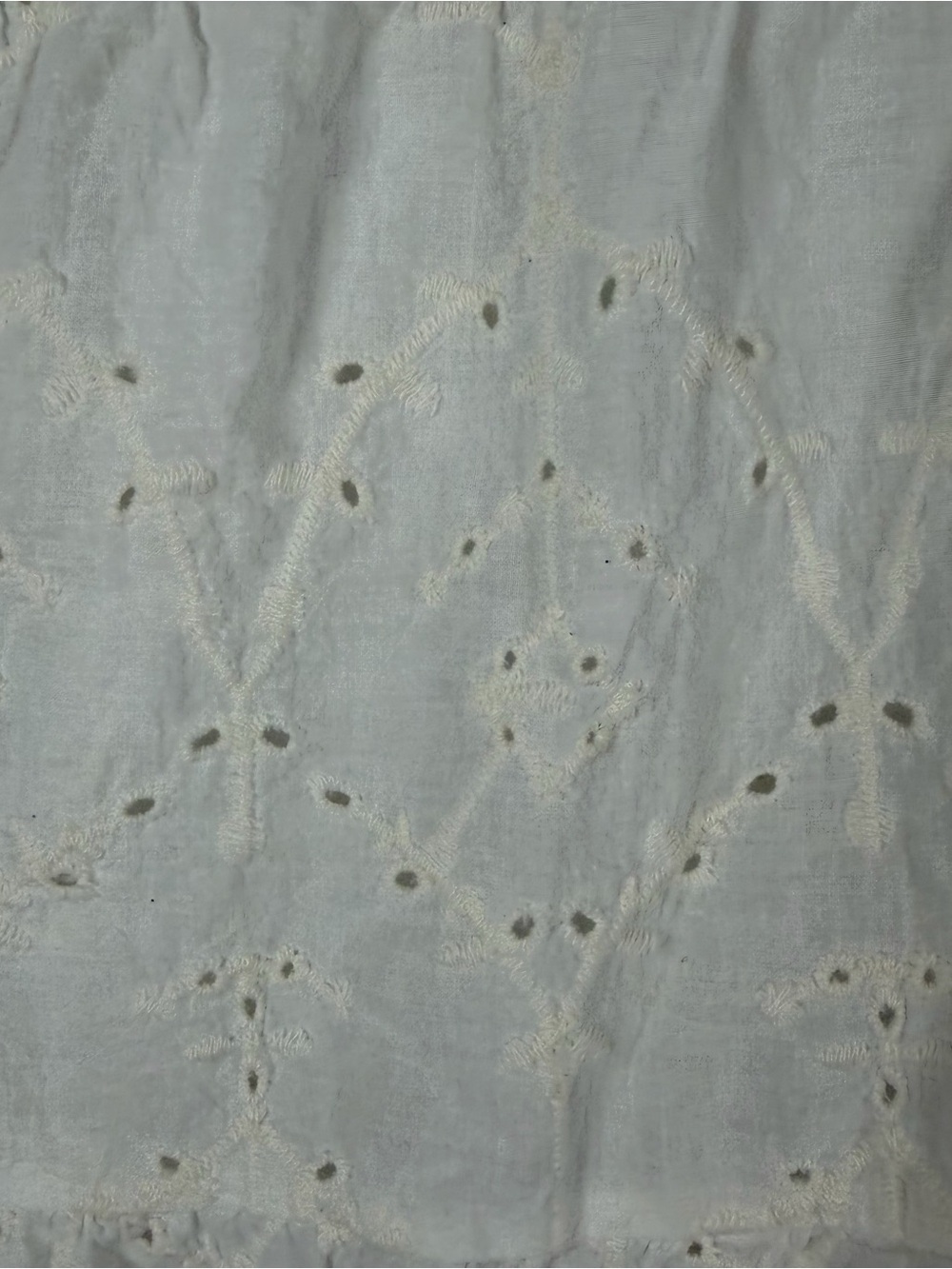 Anthropologie Kindred White Eyelet Embroidered Ruffle Cottagecore Top Medium - Picture 10 of 10